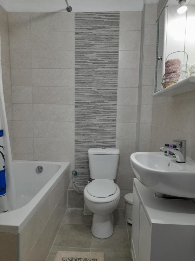 Chloi House Apartment Kastoria Ngoại thất bức ảnh
